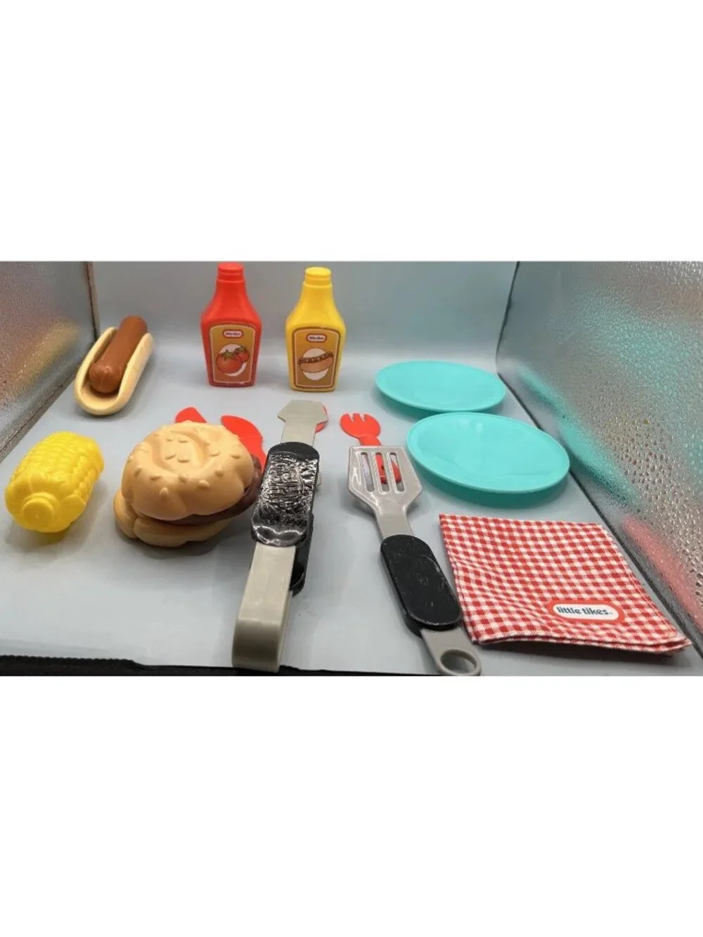 Vintage Little Tikes Backyard Picnic Play Food Plates Utensils 14 Pieces